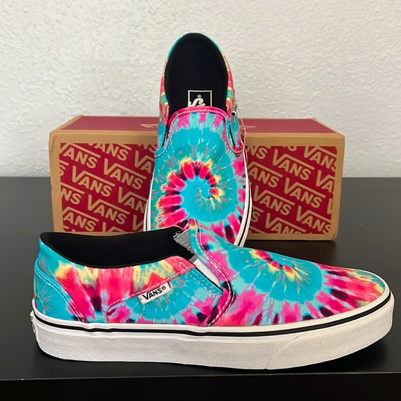 NWT Vans Tie dye Size 8 - Picture 2 of 2